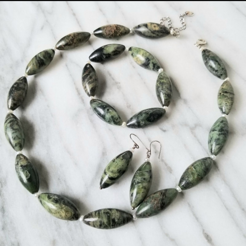 Vintage GSJ Jewelry Green Marble Jade Set